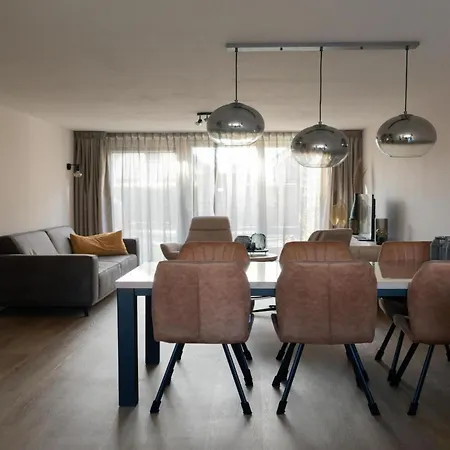 別荘 Comfortable And Modern Furnished Home, Sleeps 6, Wifi On Quiet Close To Beach, Woods And Dunes *