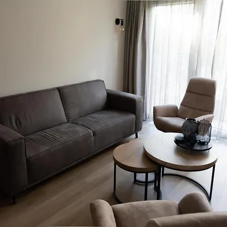 Comfortable And Modern Furnished Home, Sleeps 6, Wifi On Quiet Close To Beach, Woods And Dunes 別荘 *